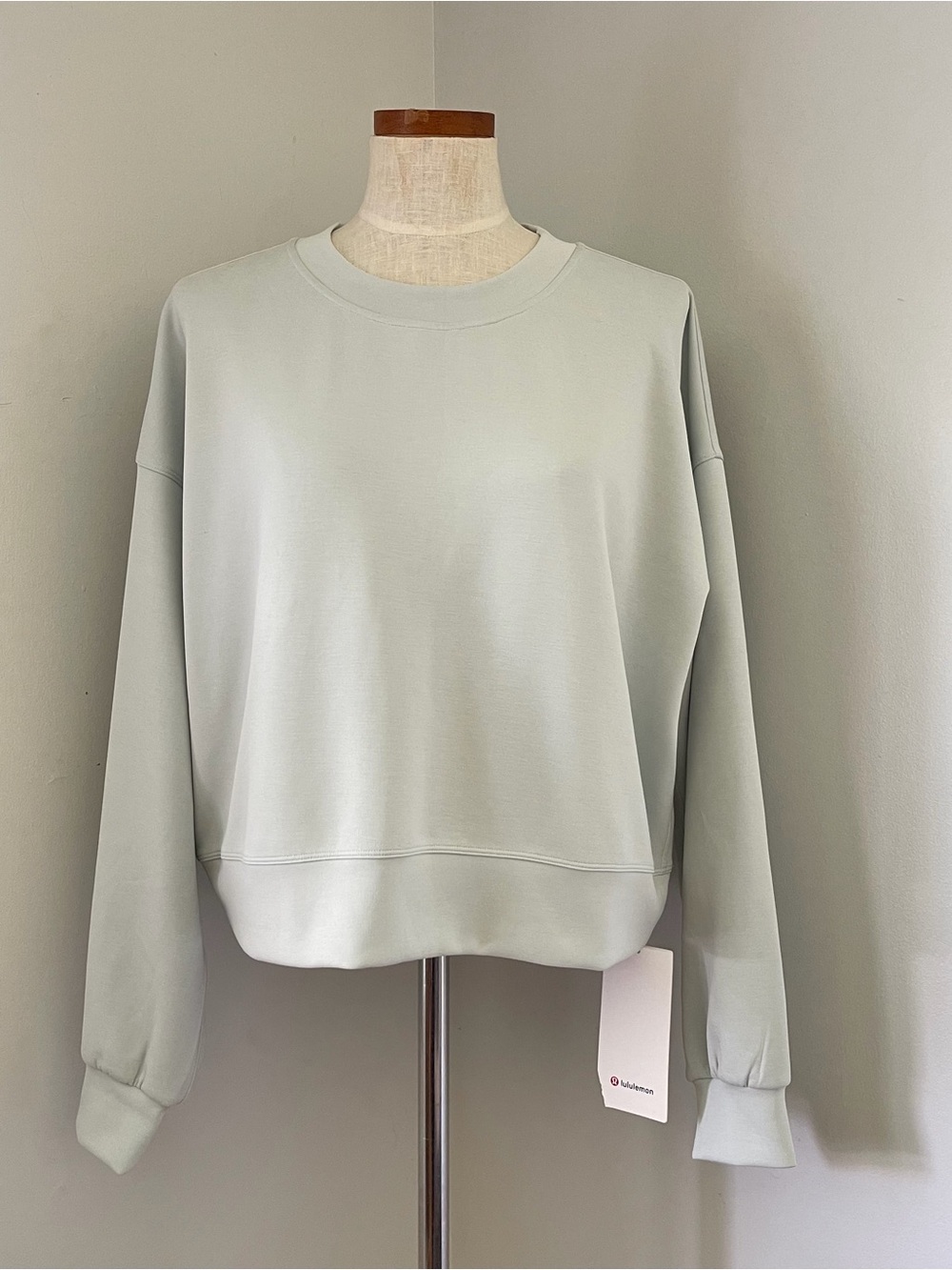 Lululemon Light Blue Perfectly Oversized Crop Crew size 10 NWT